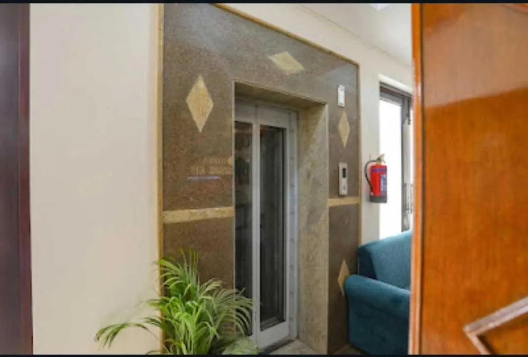 Collection O Royal Spark Inn Gurgaon Hotel